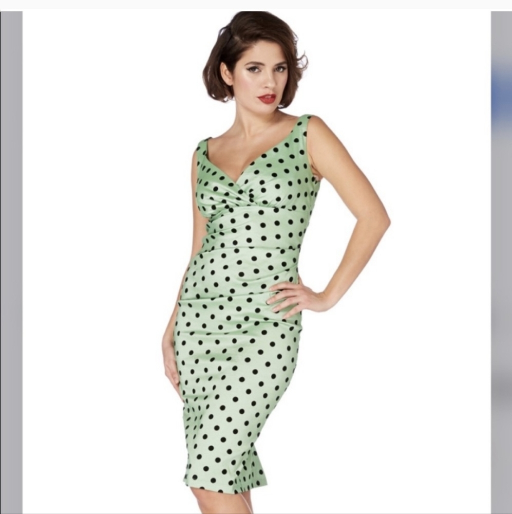 Voodoo Vixen wiggle dress mint green polka dot